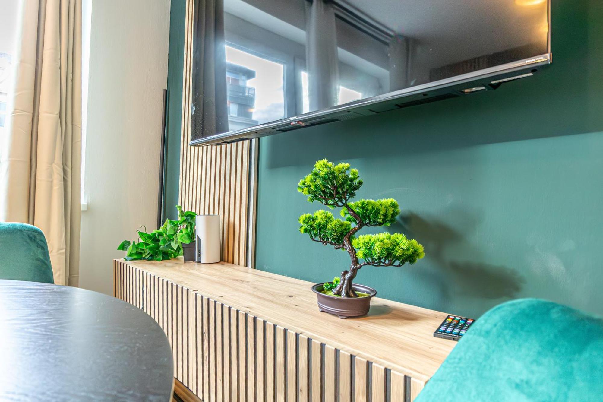 Charming 1Br, Steps From Reumannplatz U1 Apartment Wina Bagian luar foto